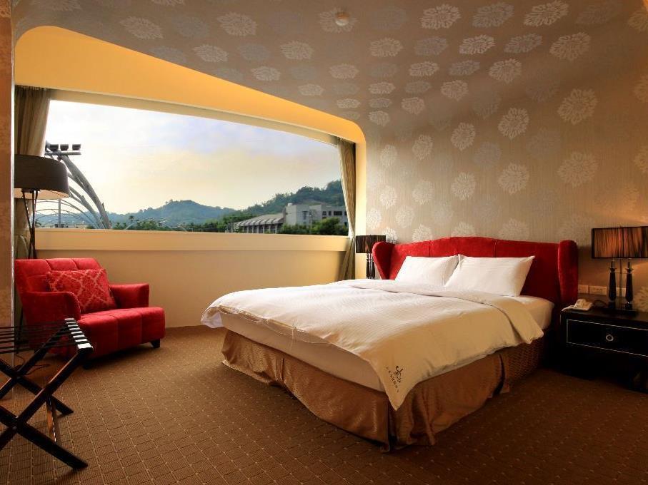 Mountain Fish Water Hotel Jiji Luaran gambar