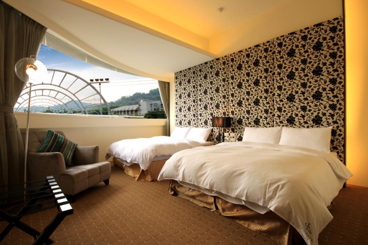 Mountain Fish Water Hotel Jiji Luaran gambar